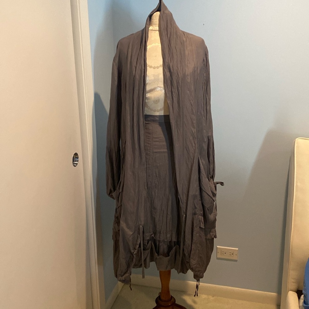French handkerchief cotton/silk skirt and duster set in gray by ANIMALE